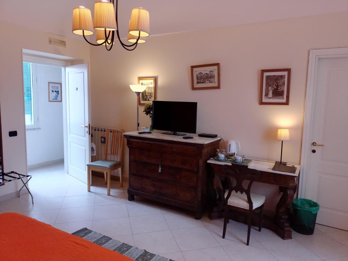 B&B Cupole E Campanili Napoli Ngoại thất bức ảnh