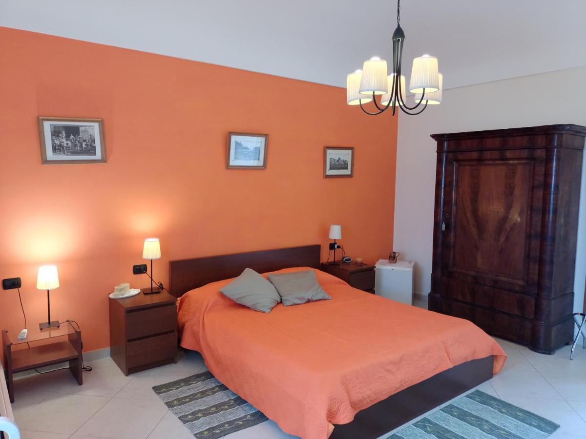 B&B Cupole E Campanili Napoli Ngoại thất bức ảnh