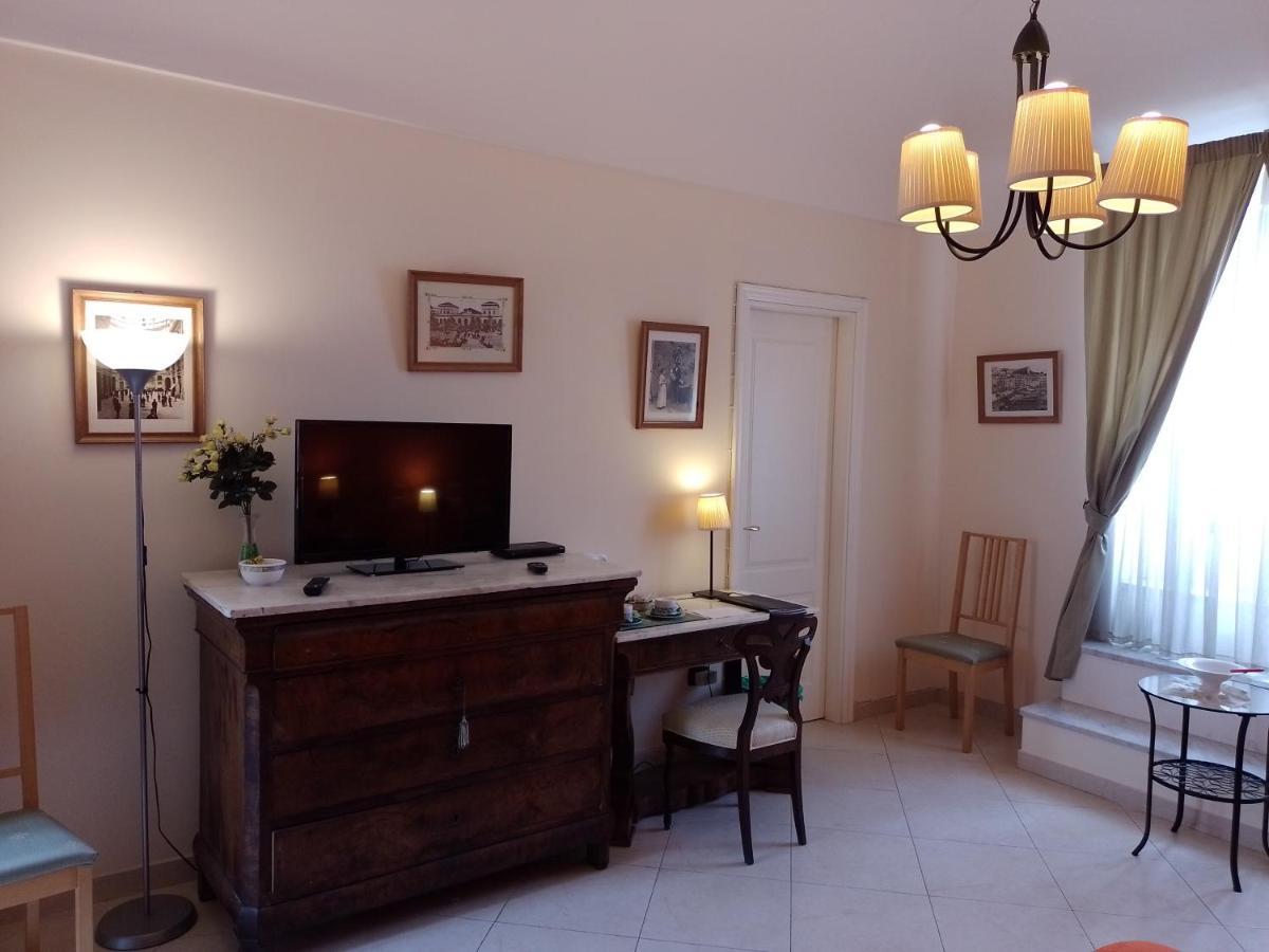 B&B Cupole E Campanili Napoli Ngoại thất bức ảnh